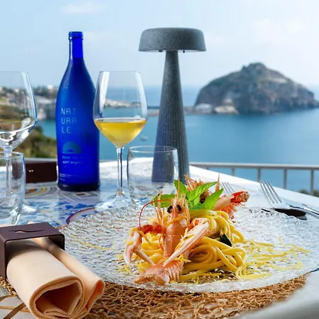 Torre Sant'angelo Готель