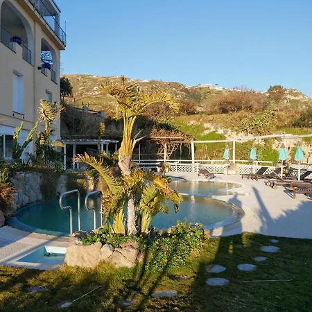 Готель Torre Sant'angelo 3*