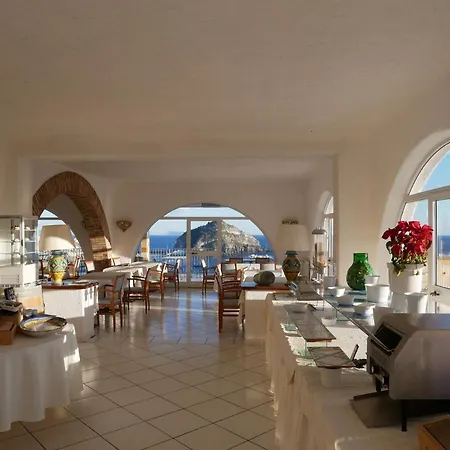 Готель Torre Sant'angelo 3*